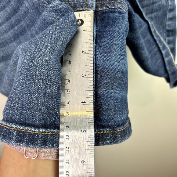 Maternity dark wash shorts size small - Picture 6 of 10